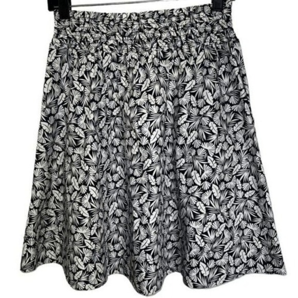 BODEN Navy/White Hawaiian Leaf Foliage Mini Skirt Cotton NWT Size 10 - Picture 5 of 7